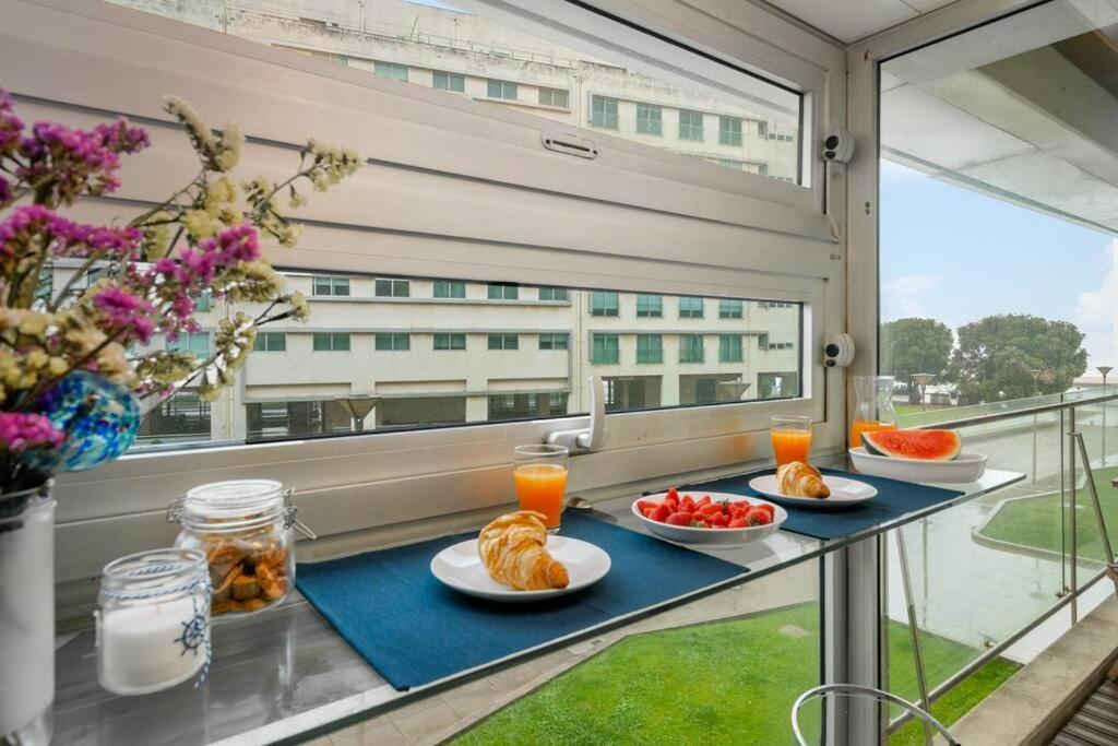 Ocean Front 2bed Luxury W/ Elevator Parking Wi-fi Apartment Matosinhos (Porto)