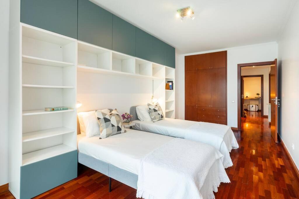 Ocean Front 2bed Luxury W/ Elevator Parking Wi-fi Apartment