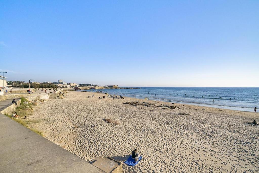 Apartment Ocean Front 2bed Luxury W/ Elevator Parking Wi-fi Matosinhos (Porto)